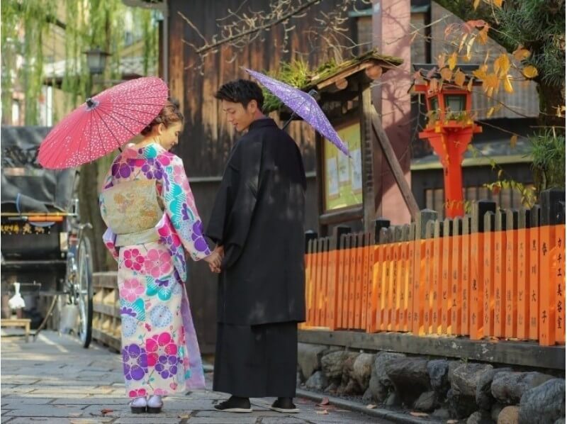 着物姿をプロが撮影 京都八坂神社周辺1時間ロケフォトプラン 着物レンタル華こまち Kimonoed キモノデ